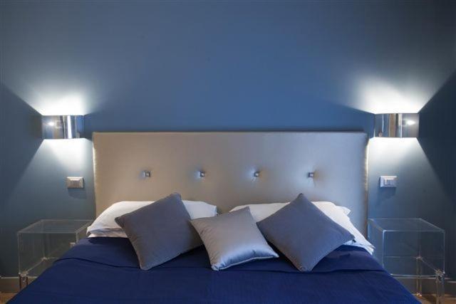Hotel Corso Alaxi Hotels Аласио Стая снимка
